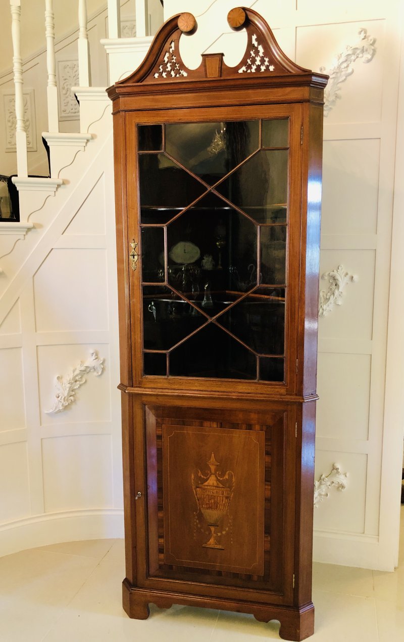 Fine Quality Antique  Edwardian Inlaid Mahogany Corner Cupboard